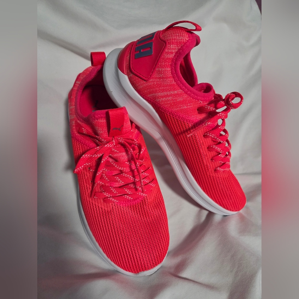 Puma Ignote Evoknot Women's  Athetic Shoe SIZE 8